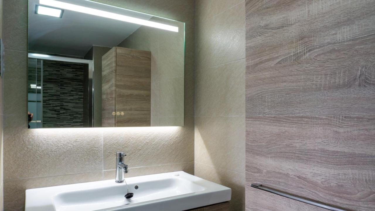 Апартаменты Malaga Grandview Retreat Экстерьер фото