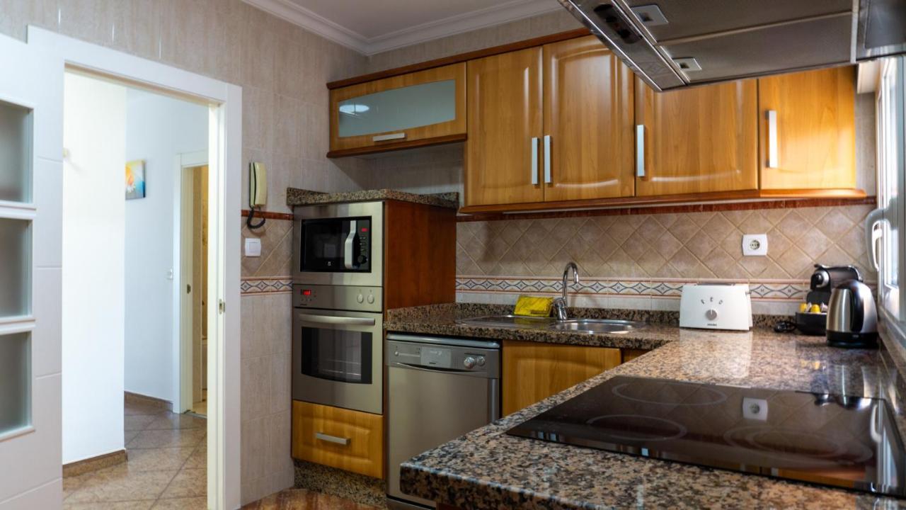 Апартаменты Malaga Grandview Retreat Экстерьер фото